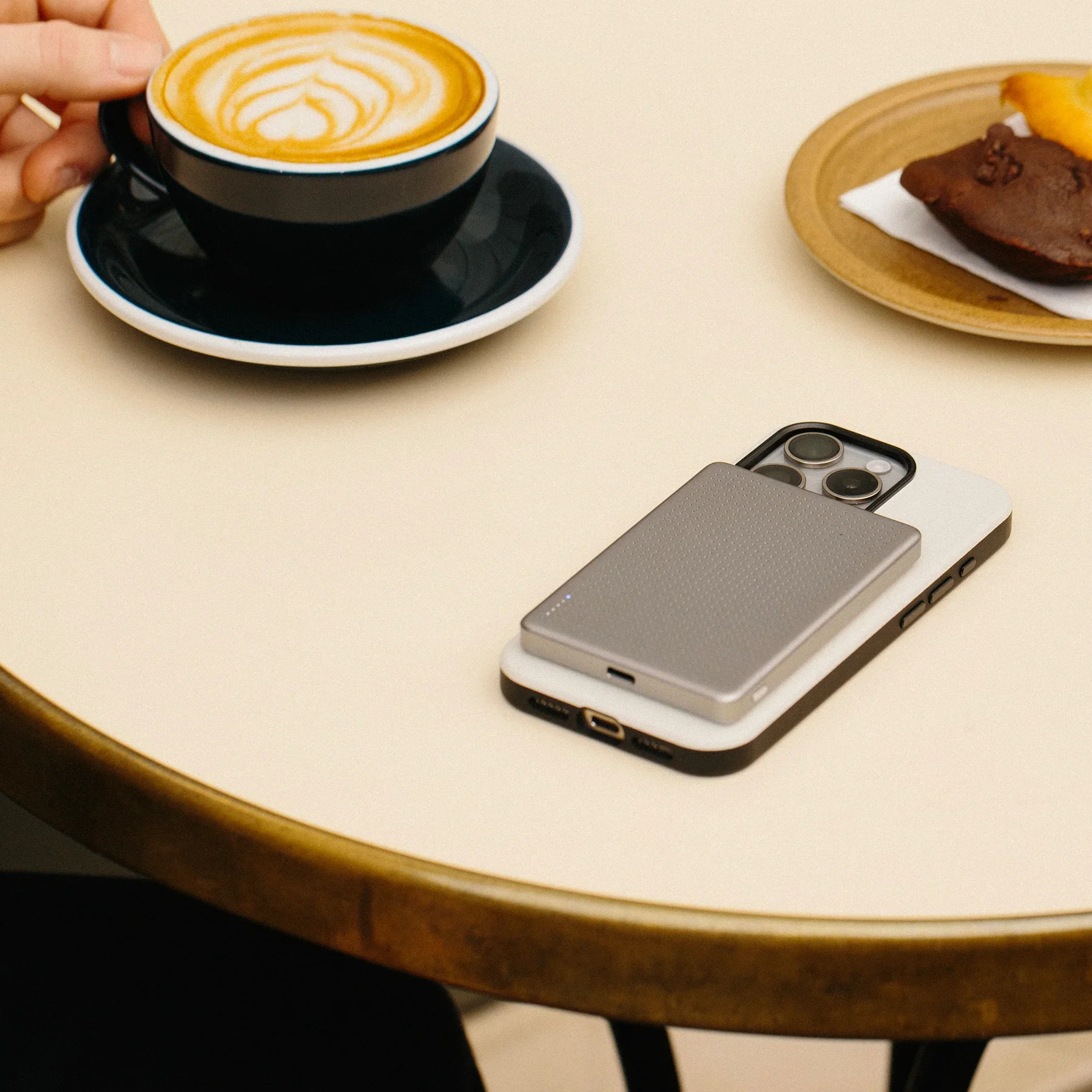 Active Magnetic Power Bank - Image 4