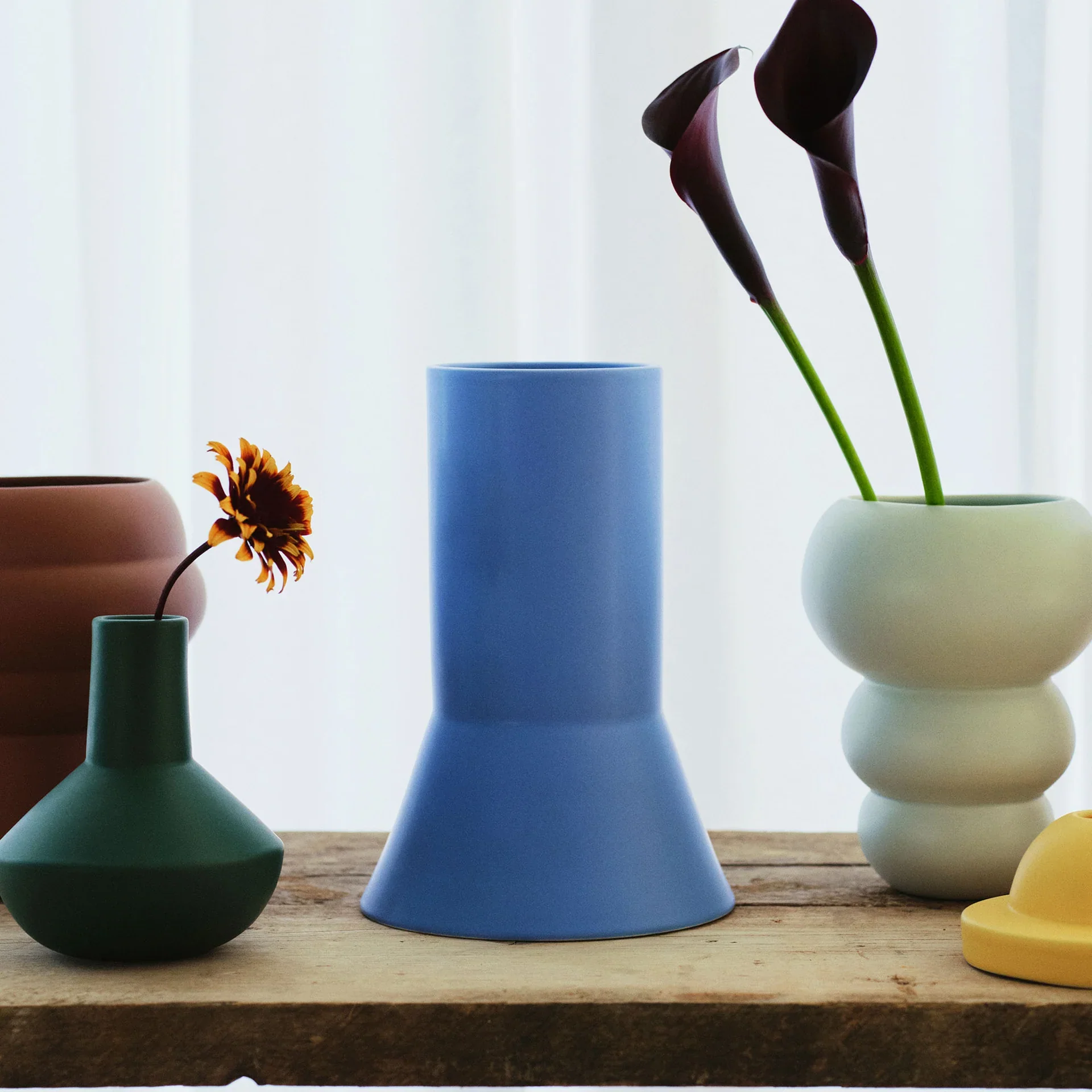 The Conran Shop – Blue Base Vase - Image 2
