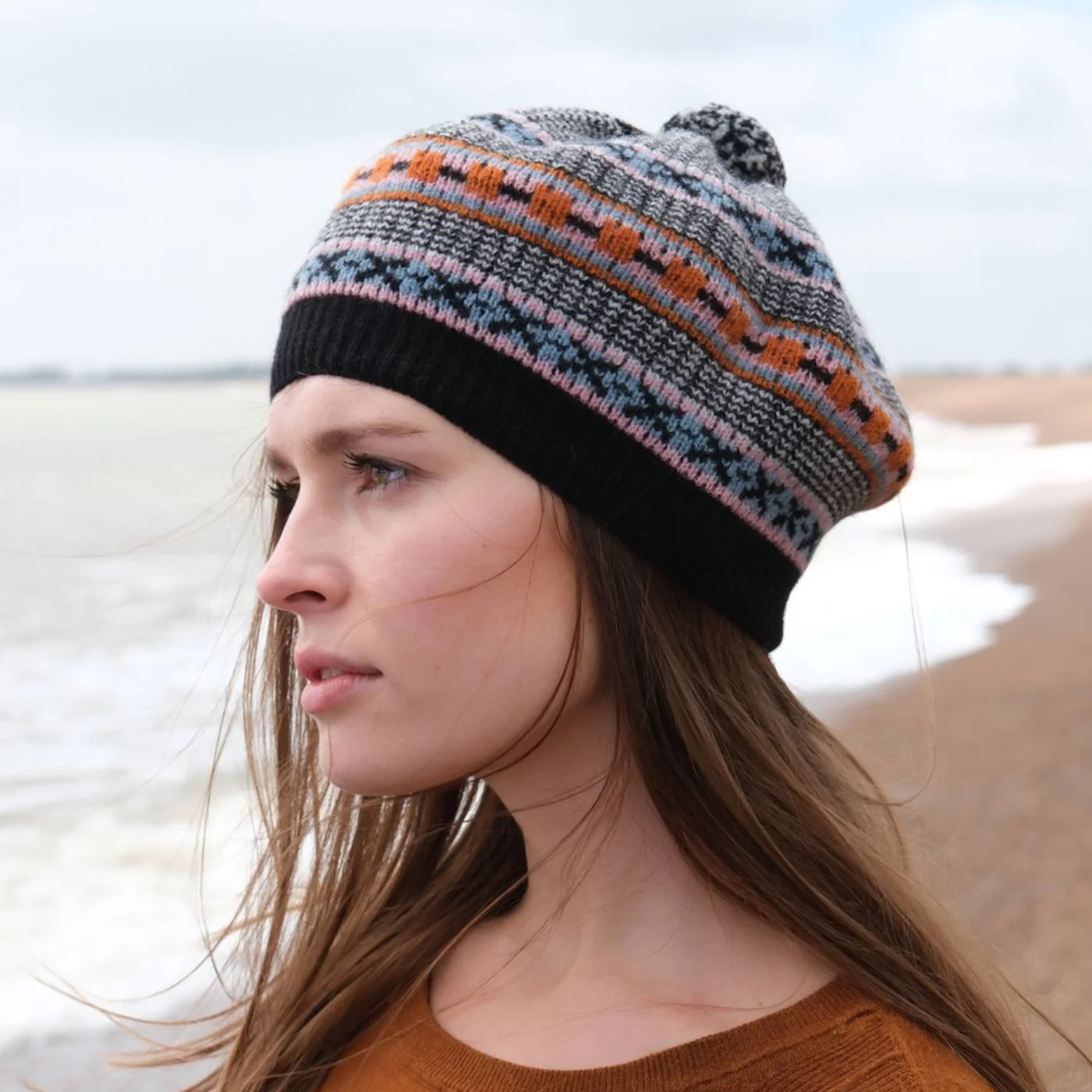 Dot & Cross Beret - Image 2
