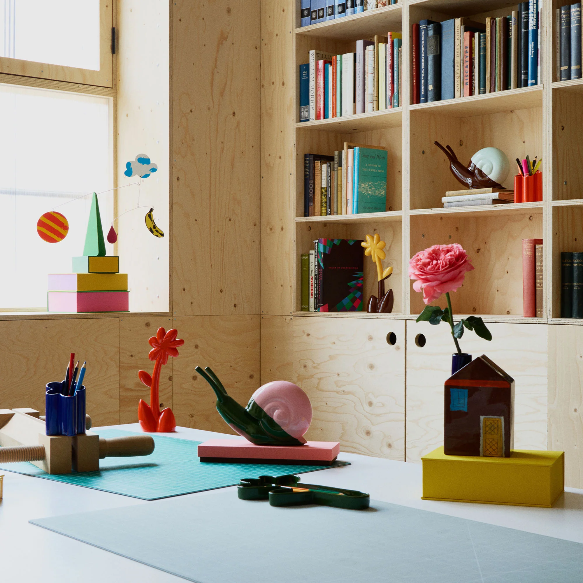 The Conran Shop – Ceramic Snail - Image 8
