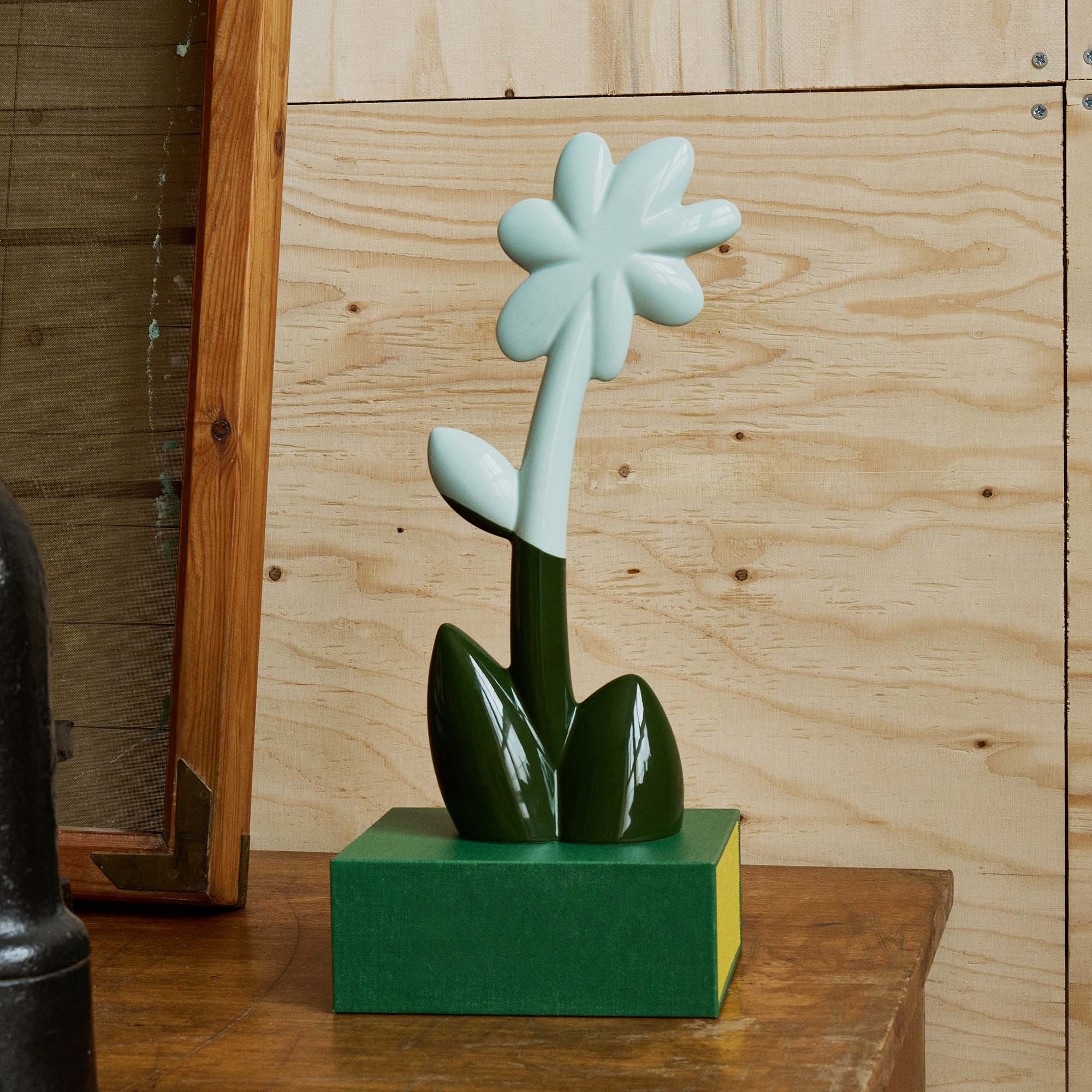 The Conran Shop – Dipped Flower Ceramic - Image 4