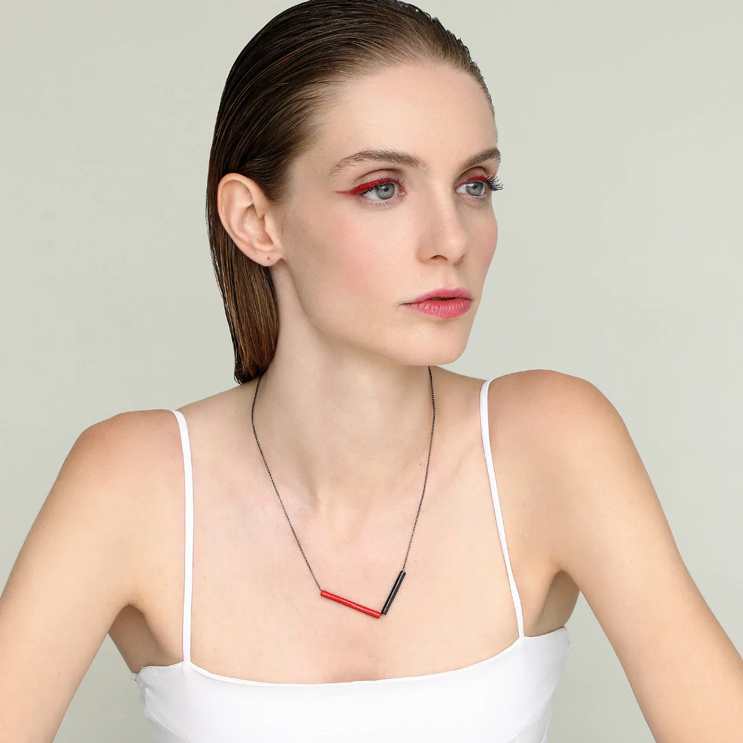 Duo Lines Chain Necklace - Image 3