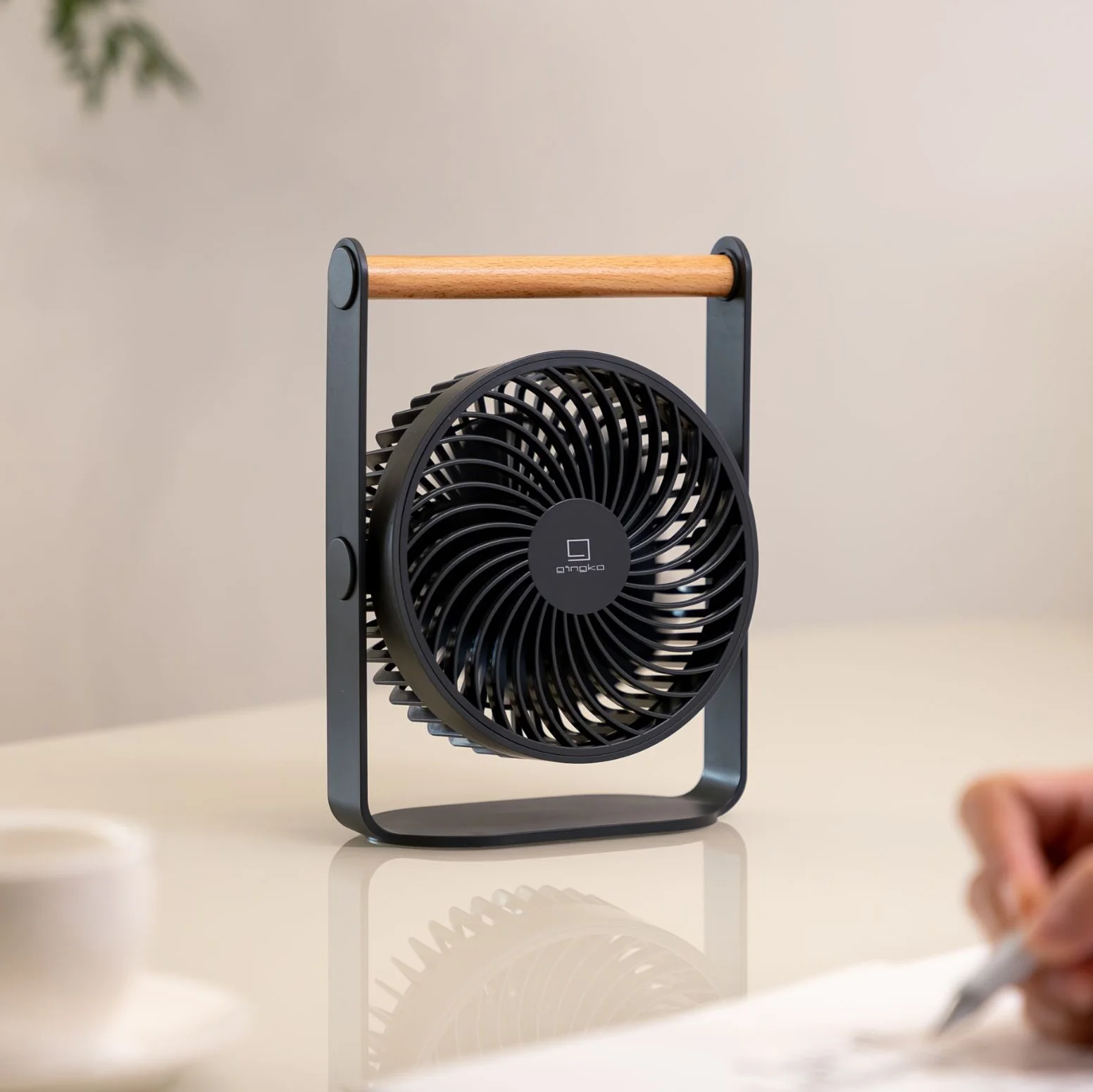 Lyra Portable Fan - Image 3