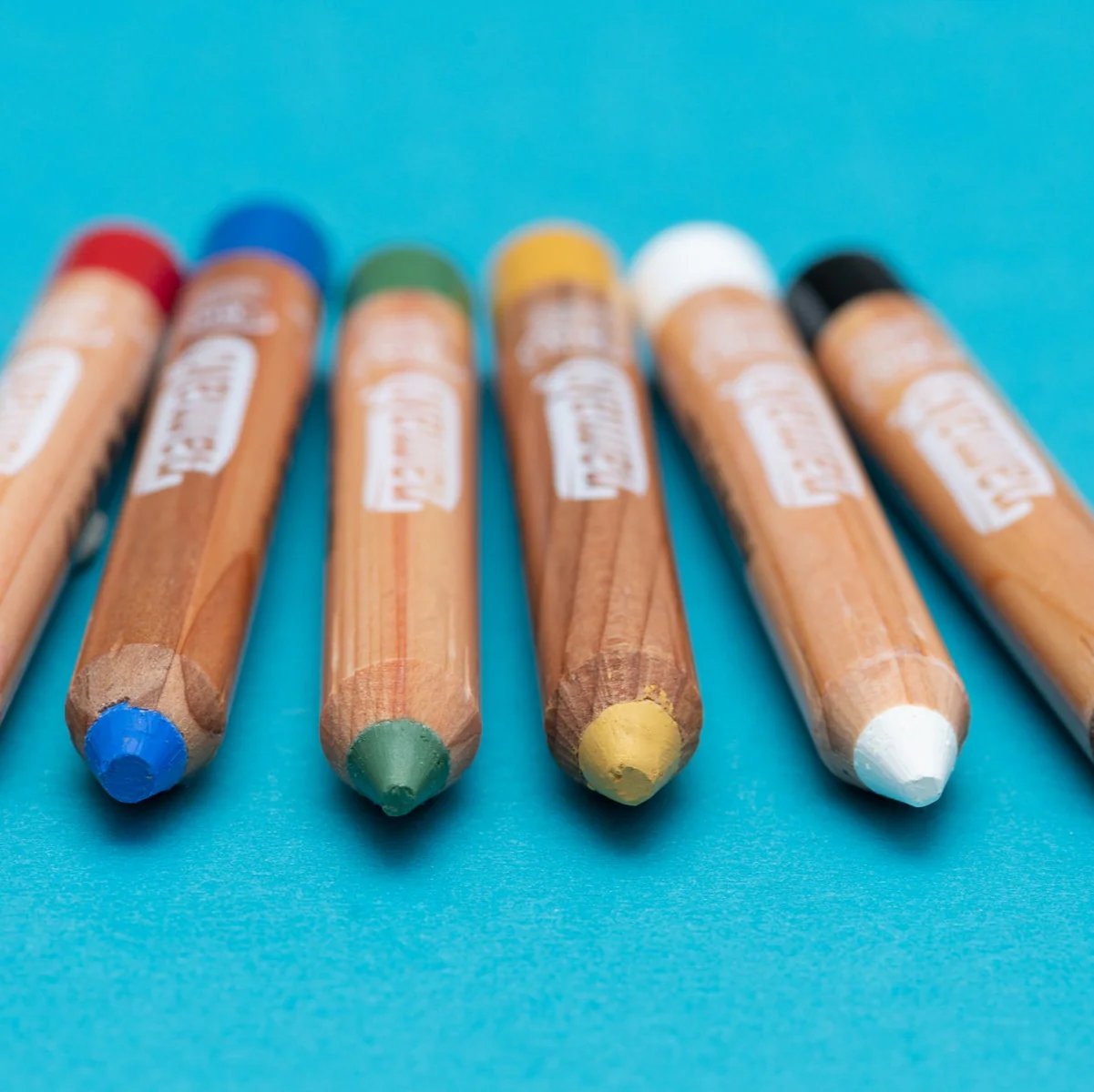 Namaki Rainbow Face Painting Pencils - Image 2