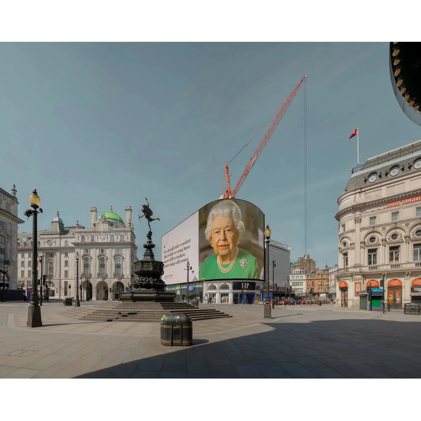 Near Dark: London Photos - Image 4