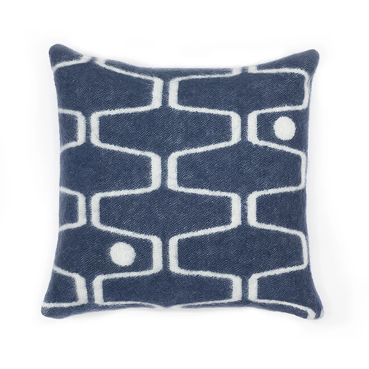 Net & Ball Cushion - Image 4