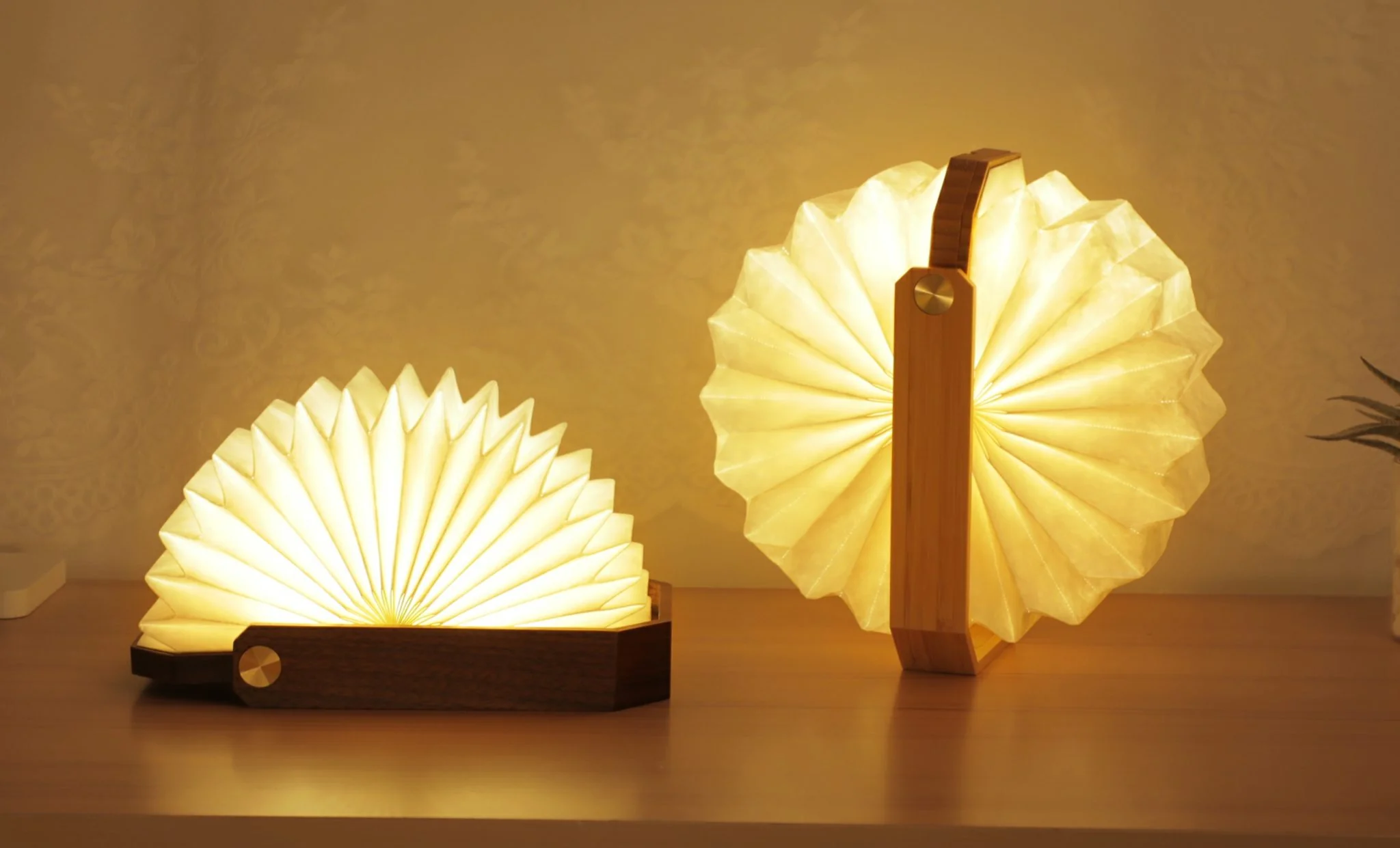 Smart Origami Walnut Lamp - Image 4