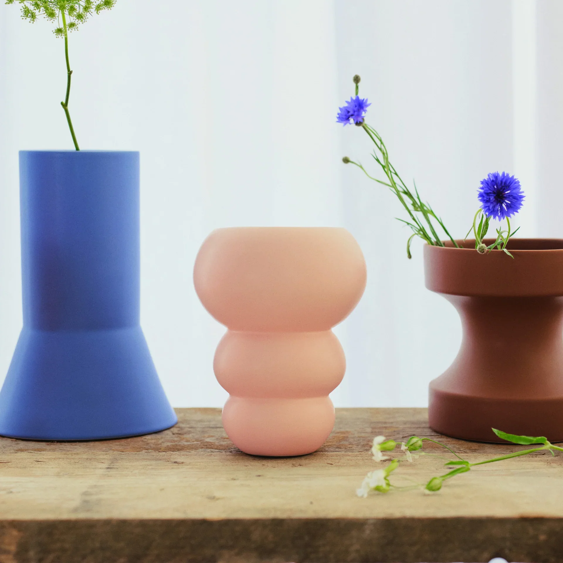 The Conran Shop – Stacked Spheres Vase - Image 4