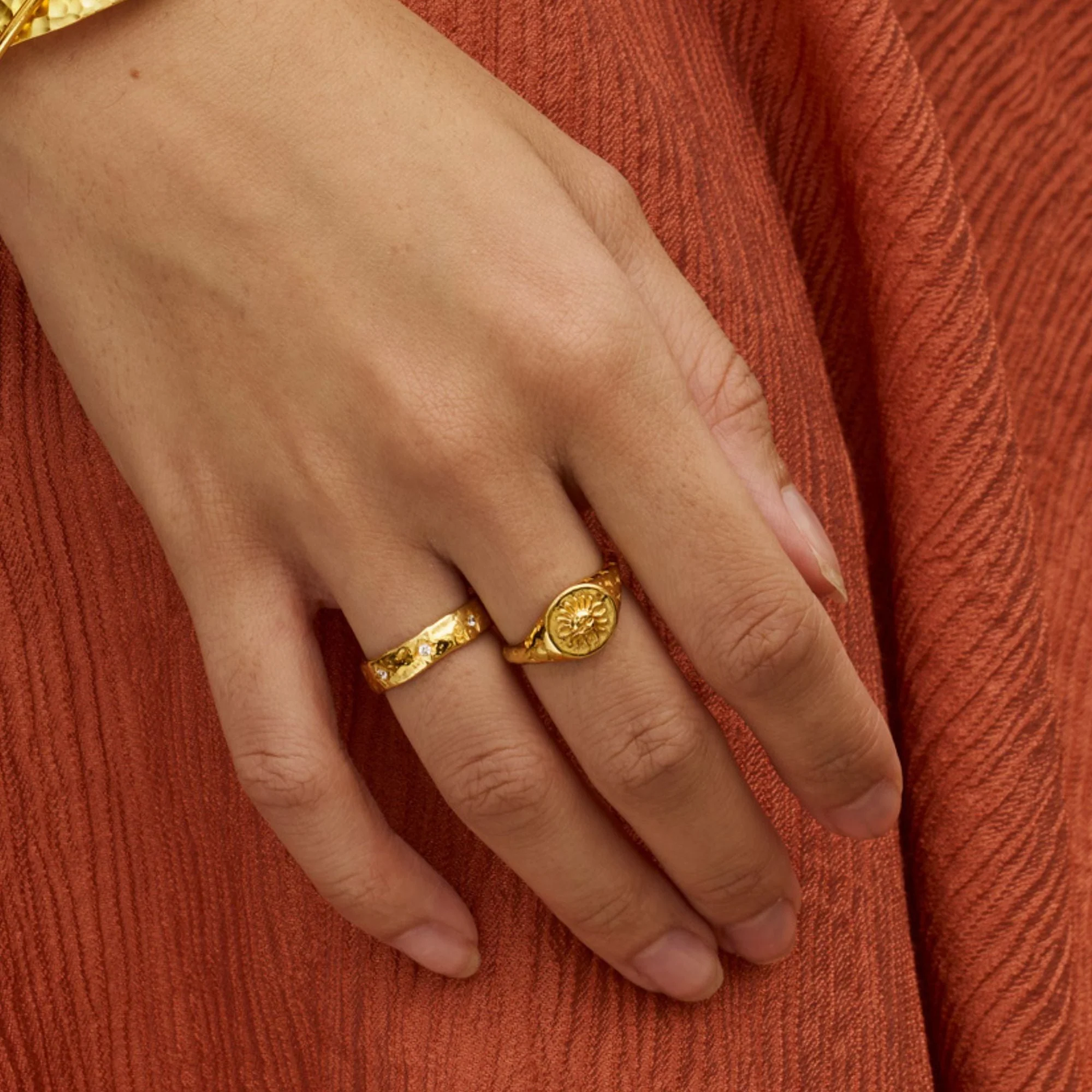 Sunray Signet Ring by Ottoman Hands - Image 2